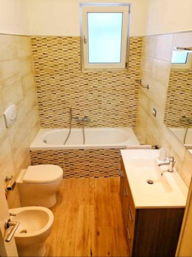 Casa Vergara Piazza Mazzini Лечче Экстерьер фото