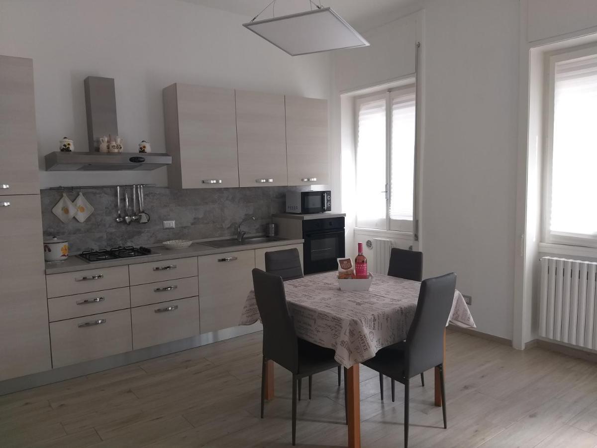 Casa Vergara Piazza Mazzini Лечче Экстерьер фото
